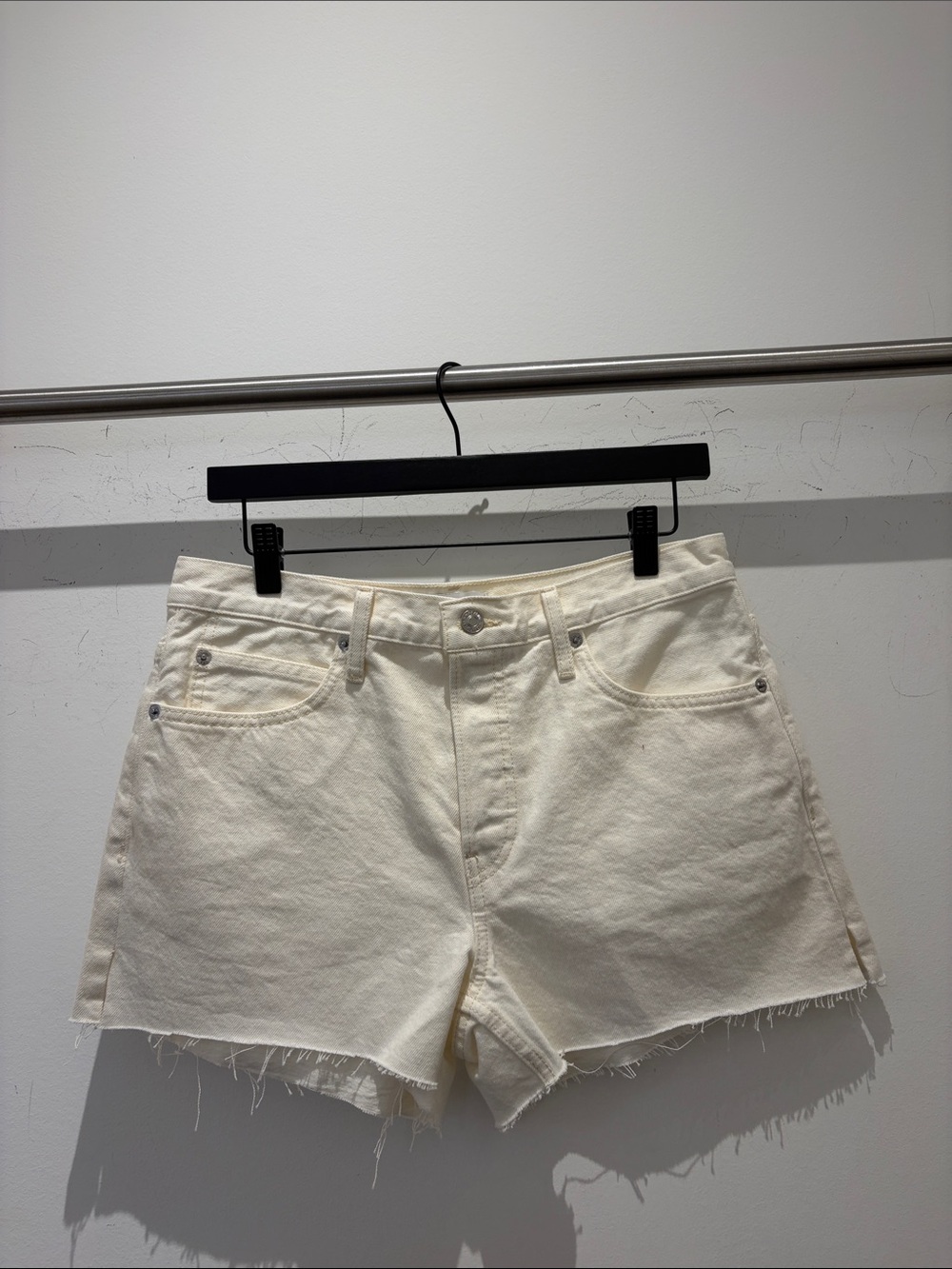 Re/Done Women’s Breezy Short - Cream